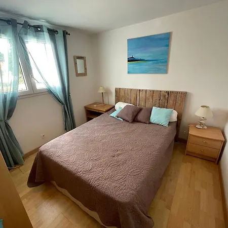 Maison Familiale Au Coeur Des Pins Avec Jardin, Proche Plage, Animaux Acceptes, 700m De La Cote. - Fr-1-22-363 * La Tranche-sur-Mer