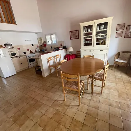 Holiday home Maison Familiale Au Coeur Des Pins Avec Jardin, Proche Plage, Animaux Acceptes, 700m De La Cote. - Fr-1-22-363 La Tranche-sur-Mer